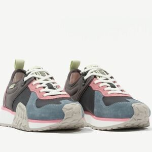 NWT Palladium Sneakers Troop Runner W Size 8 In BOX